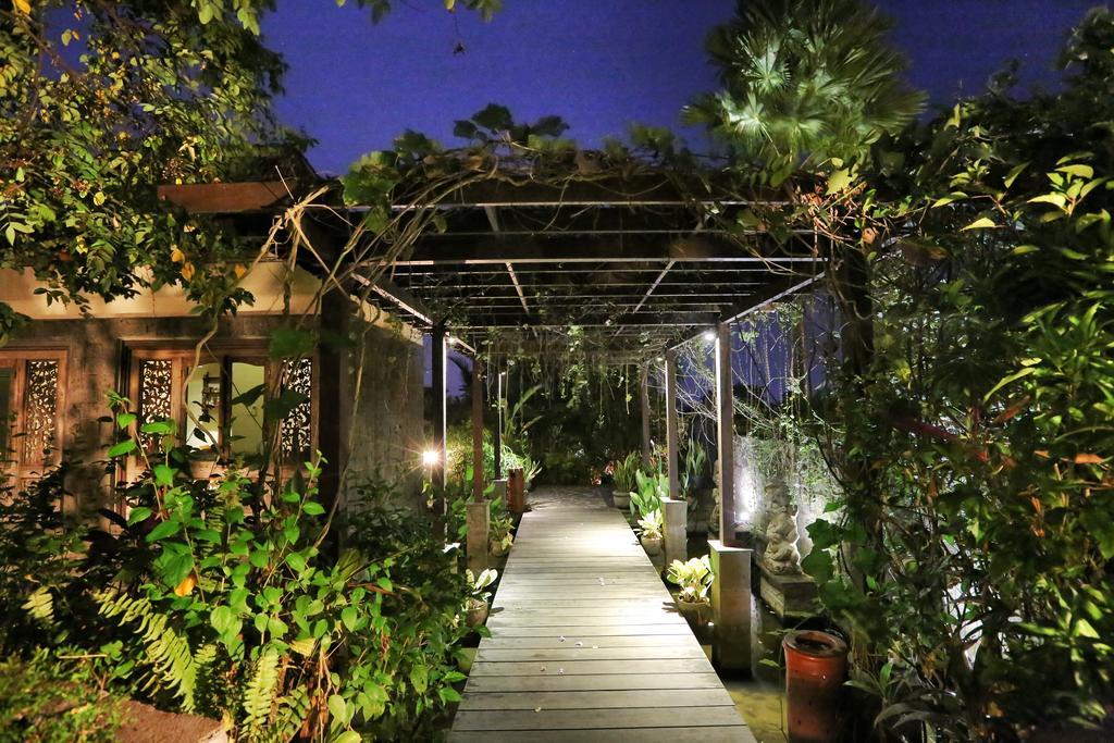 The Sanyas Retreat Otel Selemadeg Dış mekan fotoğraf