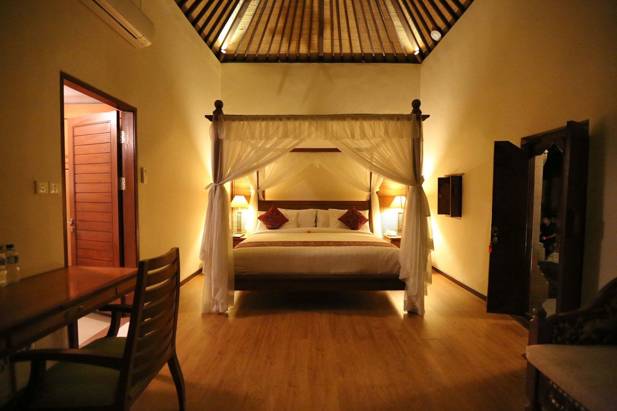 The Sanyas Retreat Otel Selemadeg Dış mekan fotoğraf