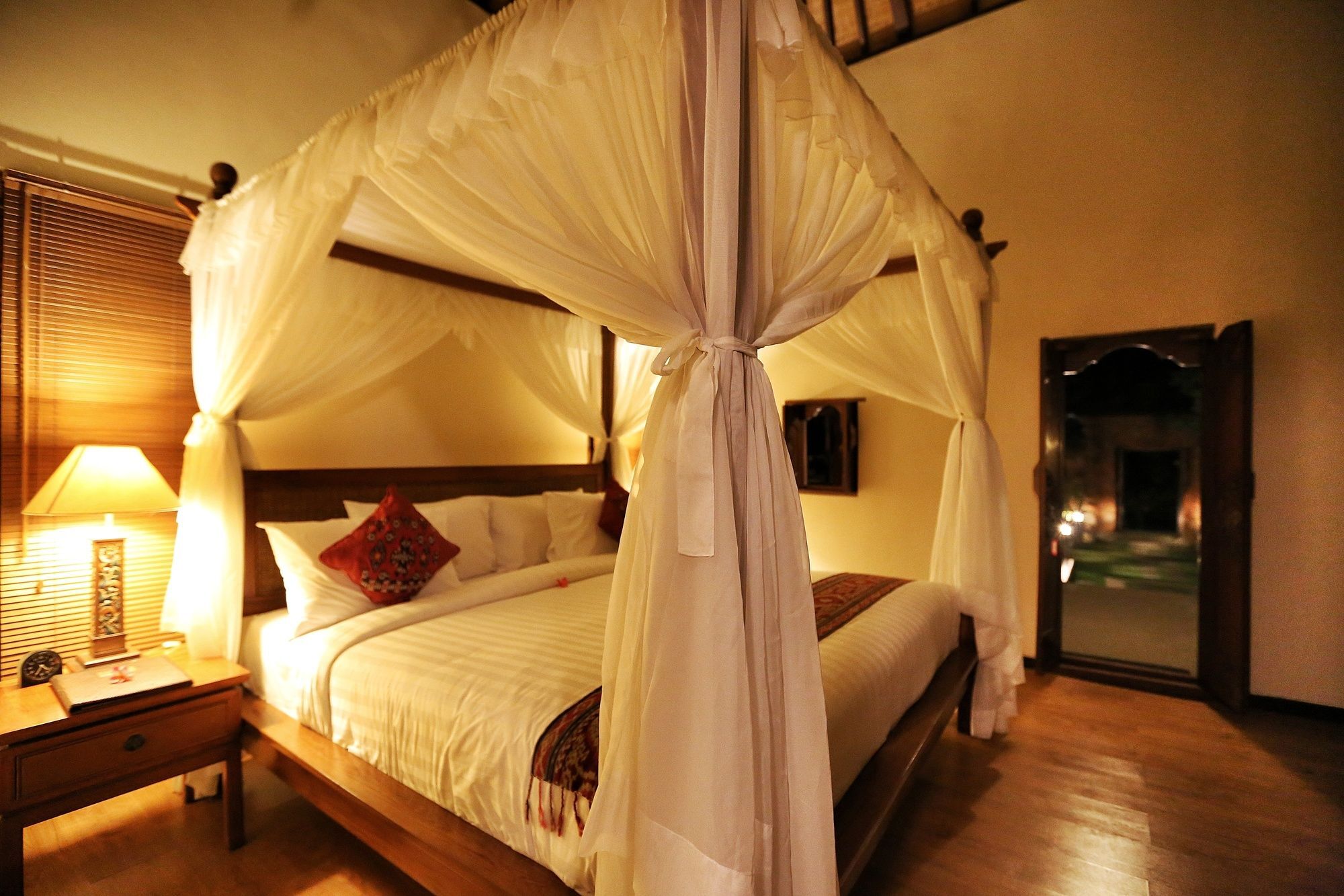 The Sanyas Retreat Otel Selemadeg Dış mekan fotoğraf